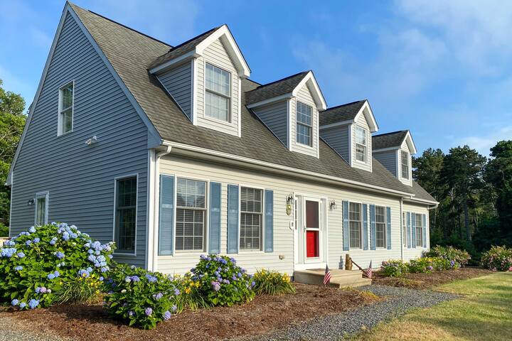 Tres Gallos house